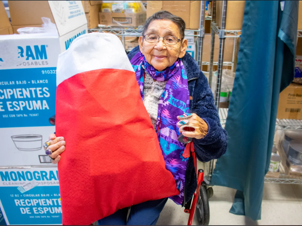 Crow Elder Receives Holiday Blessing